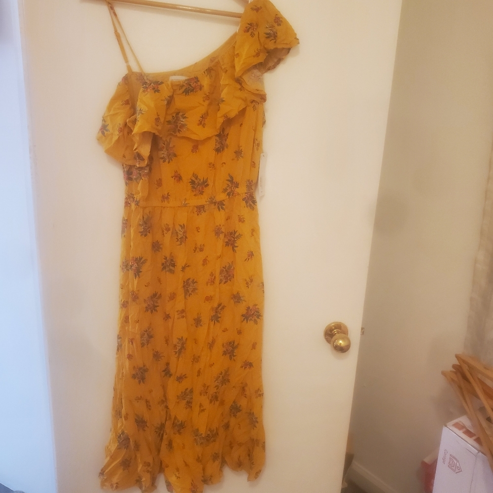 Dress - Picture 6 of 11